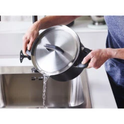 BK Flow Cool Black RVS Soeppan Ø24 Cm 14 BK Flow Cool Black RVS Soeppan Ø24 Cm -Keukenartikelen Verkoop 101 2478 4 1