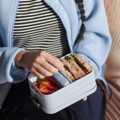 Mepal Take A Break Lunchbox Midi Silver 5 Mepal Take A Break Lunchbox Midi Silver -Keukenartikelen Verkoop 101 7176 3