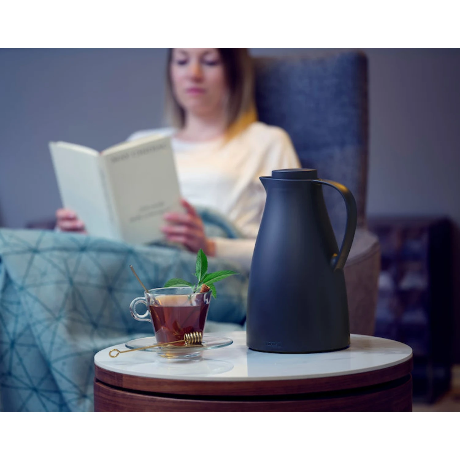 Leifheit Harmonic Isoleerkan 1.0 L Donkerblauw 5 Leifheit Harmonic Isoleerkan 1.0 L Donkerblauw - Afbeelding 5